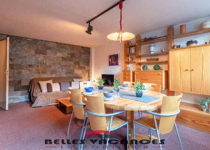 8 Personnes A Lary Village, Proche Telepherique - Fr-1-296-314 *